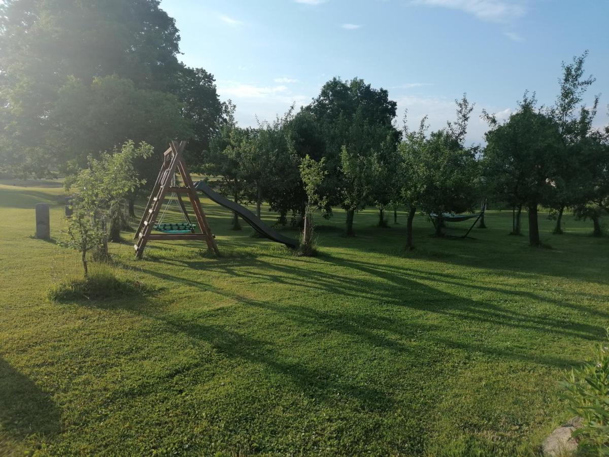 Apartmán na statku Jílovice Kültér fotó
